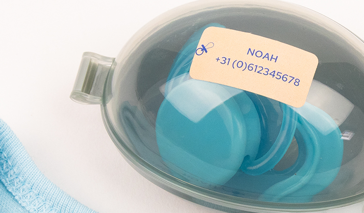 Autocollants nominatifs pour b&eacute;b&eacute;